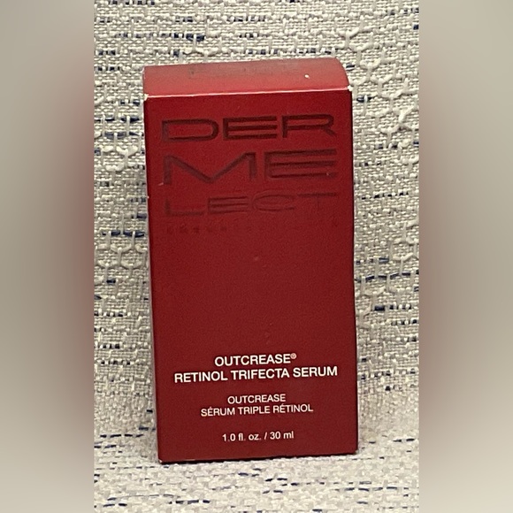 Outcrease Retinol Trifecta Serum by Dermelect Cosmeceuticals - Picture 1 of 3